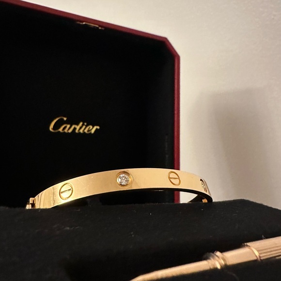 ✅ Cartier ⭐️  LOVE BRACELET, 4 DIAMONDS - Rose Gold - Size 18 - Picture 9 of 15